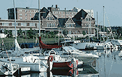Sail.gif (13857 bytes)